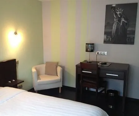 Du Lion D'or Hotel 2*