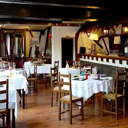 Hotel Du Lion D'or Beaumont-le-Roger